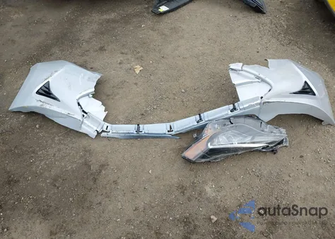 2018 Toyota Corolla Le из США, поврежденный, VIN 2T1BURHE4JC977568